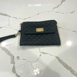 NWOT Purse with charger!